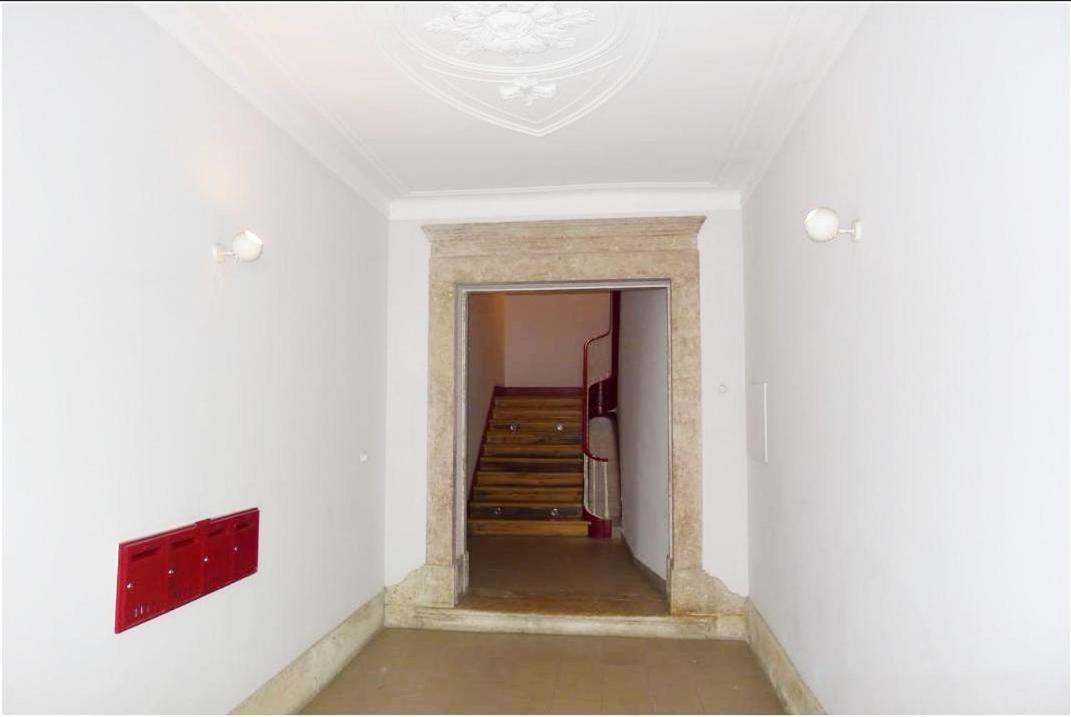 Апартаменты Guestready - Rare Terrace Apt, Historic Center Лиссабон Экстерьер фото