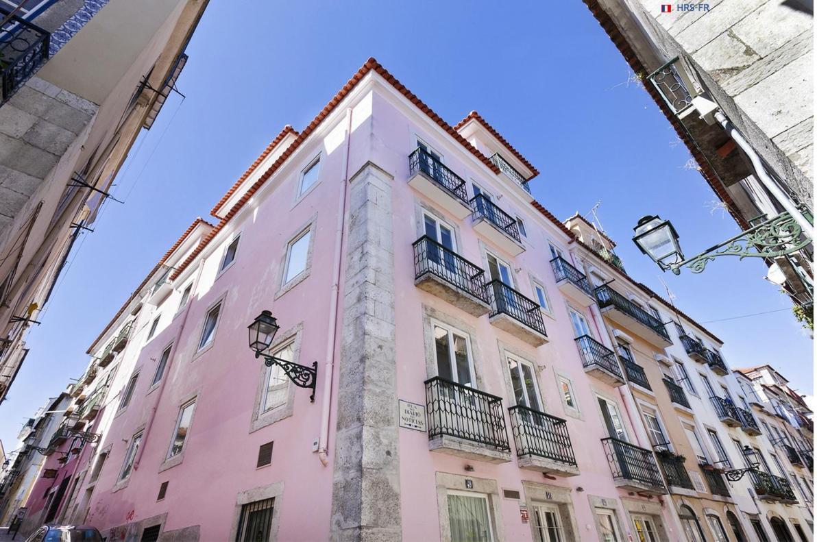 Апартаменты Guestready - Rare Terrace Apt, Historic Center Лиссабон Экстерьер фото